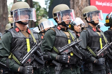 TPHCM xuất quân giữ an ninh Lễ kỷ niệm 50 năm thống nhất đất nước