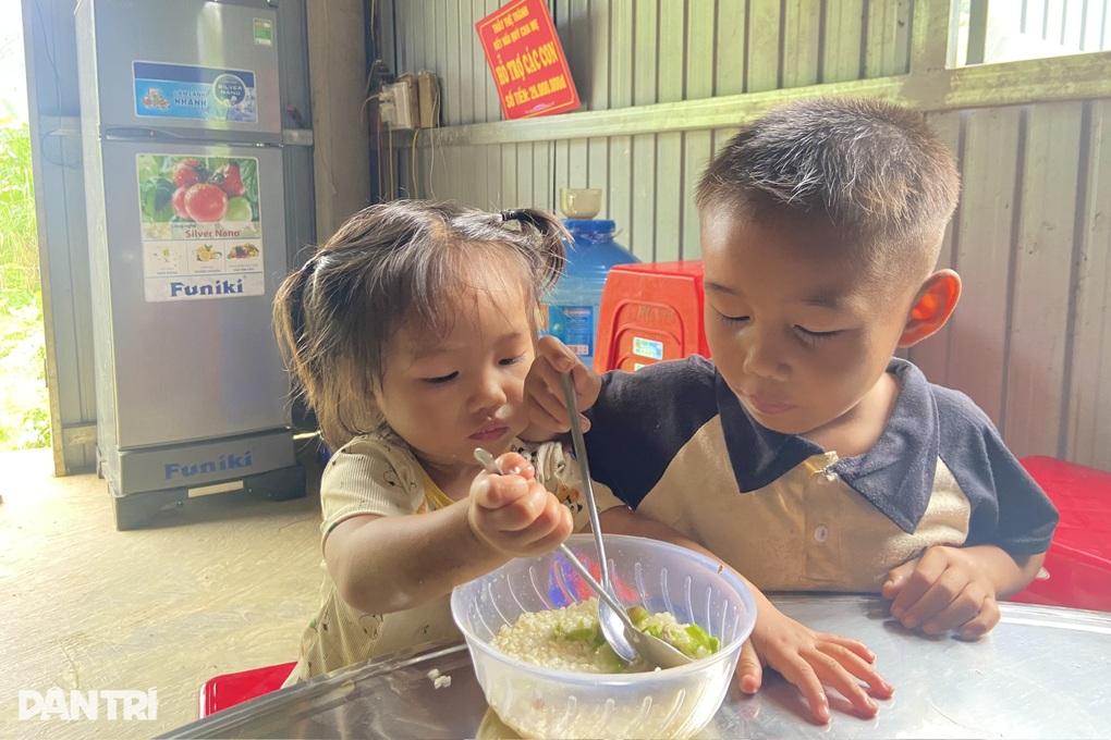Bốn trẻ thơ không còn tiếng mẹ gọi sau bi kịch gia đình - 4