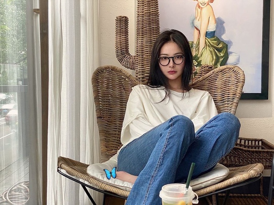 Nhan sắc gợi cảm của diễn viên đóng thế Lưu Diệc Phi trong Hoa Mộc Lan - 12 Nhan sắc gợi cảm của diễn viên đóng thế Lưu Diệc Phi trong Hoa Mộc Lan - 12