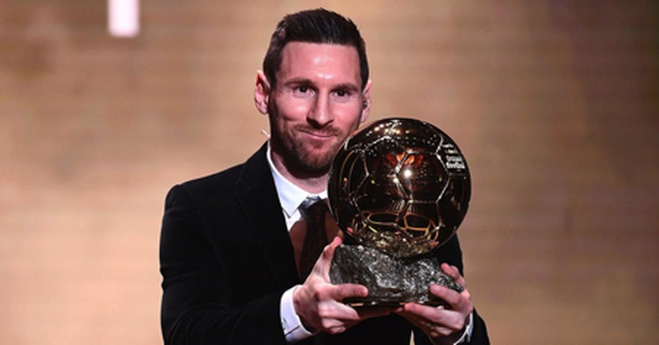 Người đẹp Brazil sơn mình nóng bỏng chúc mừng Messi giành Quả bóng vàng - 4 Người đẹp Brazil sơn mình nóng bỏng chúc mừng Messi giành Quả bóng vàng - 4