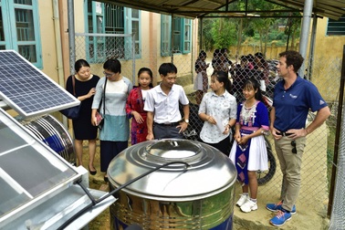 Điện Biên: Thầy trò trường THCS Mường Mùn vui mừng đón nguồn nước sạch!