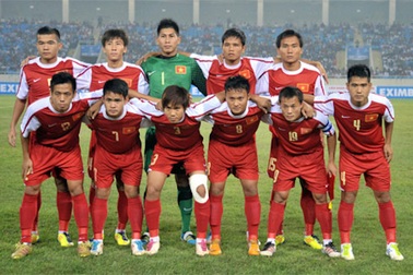 CLB Nghệ sĩ Phương Thanh thử sức với... U23 Việt Nam