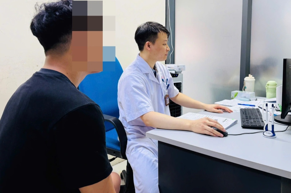 Hà Nội: Trai trẻ đau như đau đẻ sau khi uống 4 viên thuốc - 1