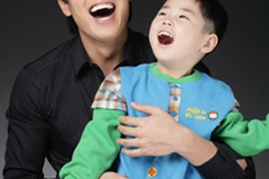 “Mỹ nam xứ Hàn” chung tay giúp đỡ trẻ tật nguyền