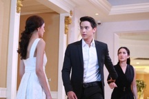 Vô tình gặp bạn trai ở bữa tiệc, tôi bật khóc khi thấy anh sánh đôi cùng ai