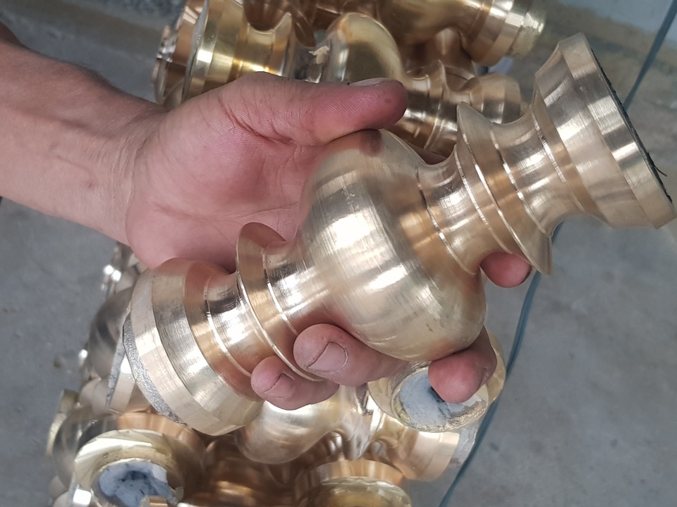 Làng đúc đồng trăm năm tuổi ở Khánh Hòa đỏ lửa vào mùa Tết - 5 Làng đúc đồng trăm năm tuổi ở Khánh Hòa đỏ lửa vào mùa Tết - 5
