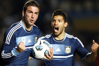 Real Madrid lên kế hoạch bom tấn: Aguero = Higuain + 10 triệu euro