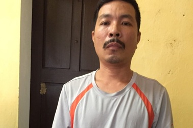 Khởi tố lái xe chở quá tải “đẩy” CSGT đi lùi trên quốc lộ 1A