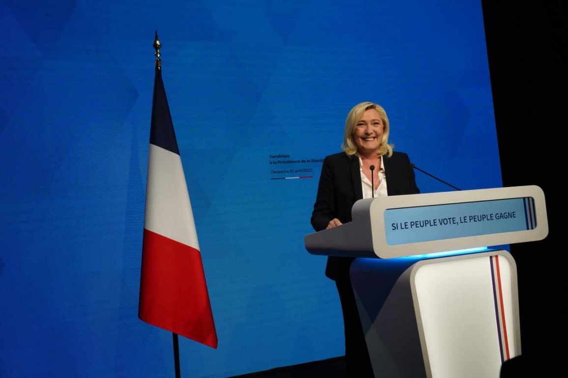 Vòng 1 bầu cử Tổng thống Pháp: Đối thủ của ông Macron bứt phá ấn tượng - 2 Vòng 1 bầu cử Tổng thống Pháp: Đối thủ của ông Macron bứt phá ấn tượng - 2