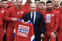 Tổng thống Putin xin lỗi các vận động viên Nga