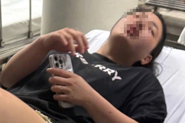 Cô gái 19 tuổi ở Hà Nội bị đánh hội đồng trong đêm