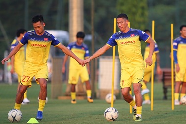 Anh Đức hồi phục thần kỳ, Mạc Hồng Quân tập luyện đầy hứng khởi