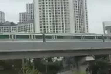 Bất ngờ thấy đoàn tàu Cát Linh - Hà Đông chạy dọc 13km trên cao