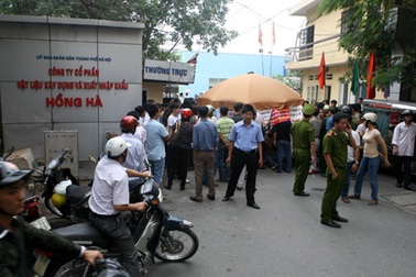 Hà Nội: Khám xét công ty rao bán nhà giãn dân phố cổ