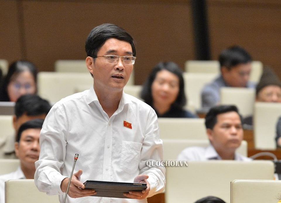Vì sao người dân chỉ được ăn thịt lợn giá rẻ trên tivi? - 1 Vì sao người dân chỉ được ăn thịt lợn giá rẻ trên tivi? - 1
