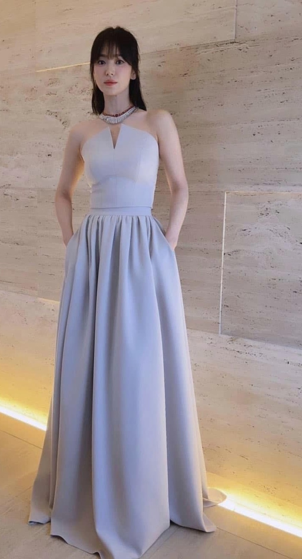 Song Hye Kyo xinh như công chúa với tạo hình mới, sắp đối đầu chồng cũ - 1 Song Hye Kyo xinh như công chúa với tạo hình mới, sắp đối đầu chồng cũ - 1
