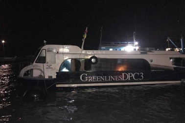 Tàu cao tốc chở 42 người chìm ở Cần Giờ: Thưởng nóng thủy thủ đoàn