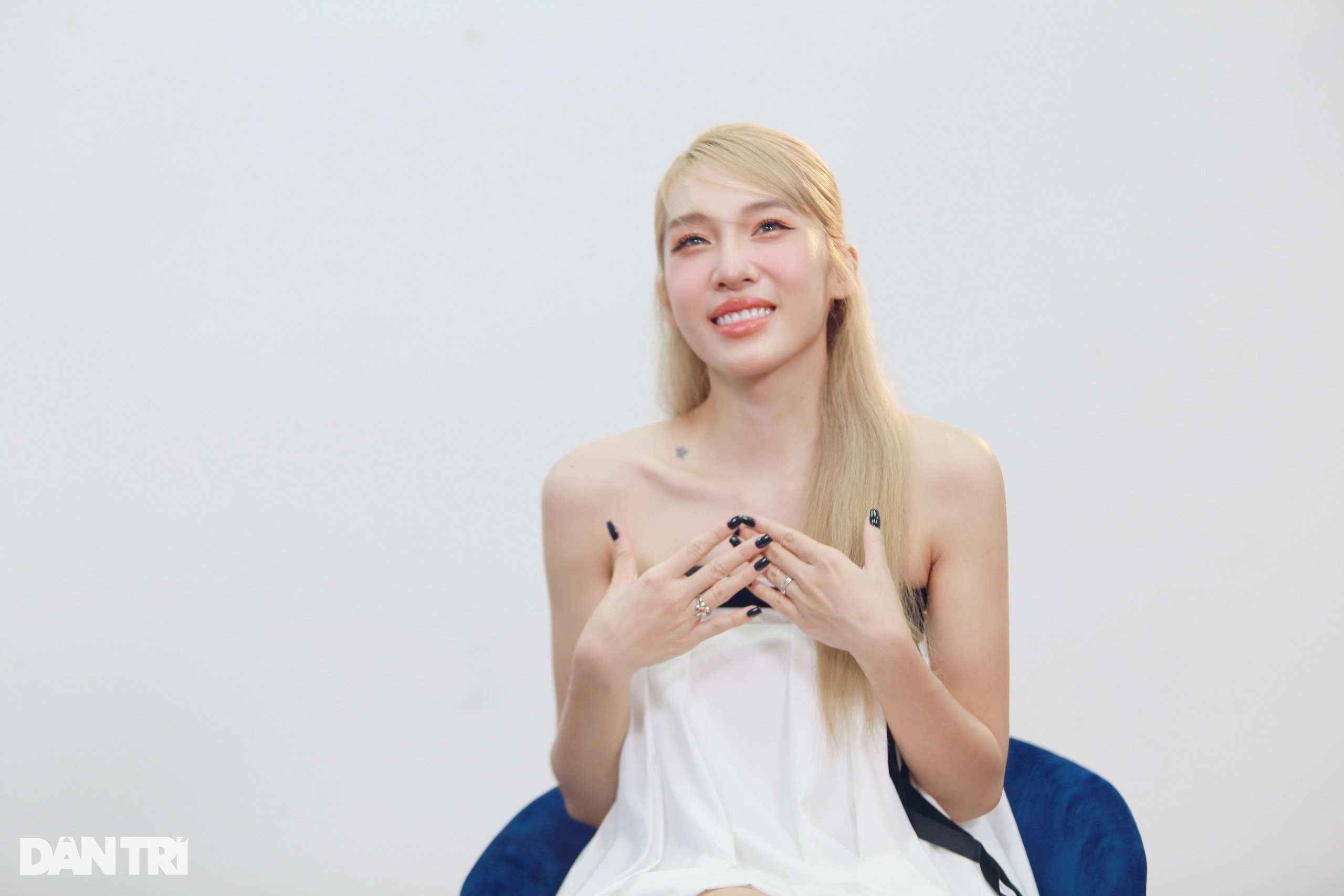 Emily - rapper BigDaddy: Chồng giỏi chăm con, hay tìm cách khen vợ - 10 Emily - rapper BigDaddy: Chồng giỏi chăm con, hay tìm cách khen vợ - 10