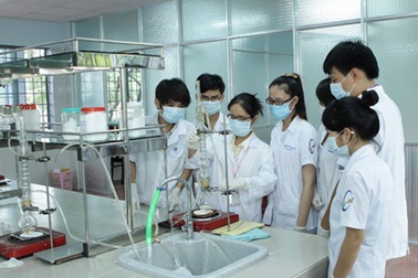 Đào tạo đại học chưa gắn với nhu cầu thực tế 