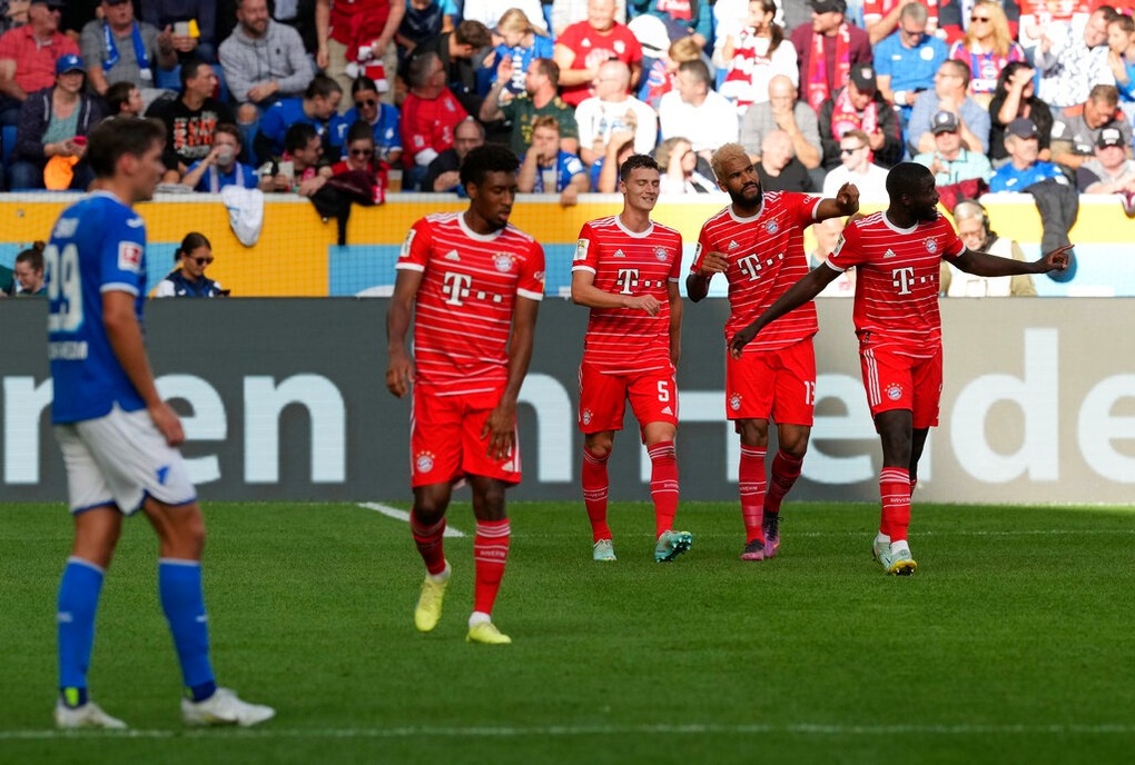 Bayern Munich áp sát ngôi đầu Bundesliga, Dortmund thắng đậm Stuttgart - 3 Bayern Munich áp sát ngôi đầu Bundesliga, Dortmund thắng đậm Stuttgart - 3