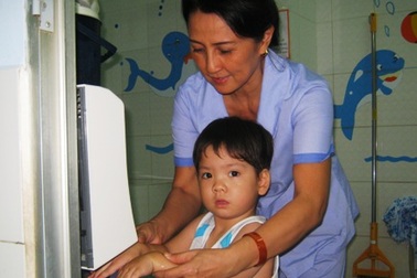 Giáo viên mầm non quá tải giờ làm việc