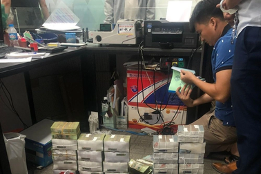 Tạm giữ tổng giám đốc 27 tuổi và 21 nhân viên dàn cảnh bán dự án "ma"