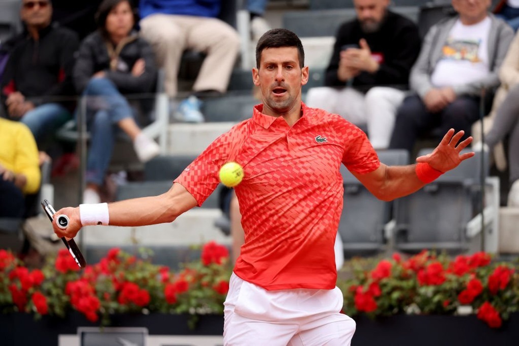 Djokovic hạ gục Norrie, đối mặt với Rune ở tứ kết Rome Masters - 1 Djokovic hạ gục Norrie, đối mặt với Rune ở tứ kết Rome Masters - 1
