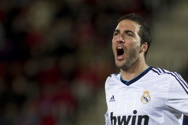 Sự trở lại của Higuain sẽ đánh thức Real Madrid?