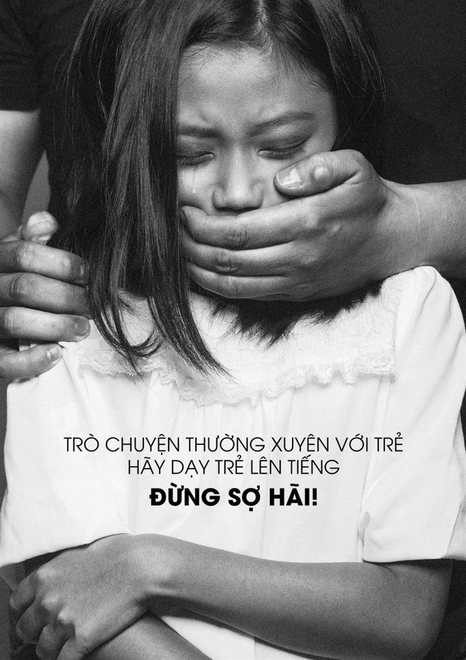 Đây là một trong những ảnh thuộc bộ ảnh chống xâm hại trẻ em do Á hậu Thanh Tú cùng một số trẻ em và nhiếp ảnh gia Phạm Hoài Nam thực hiện.