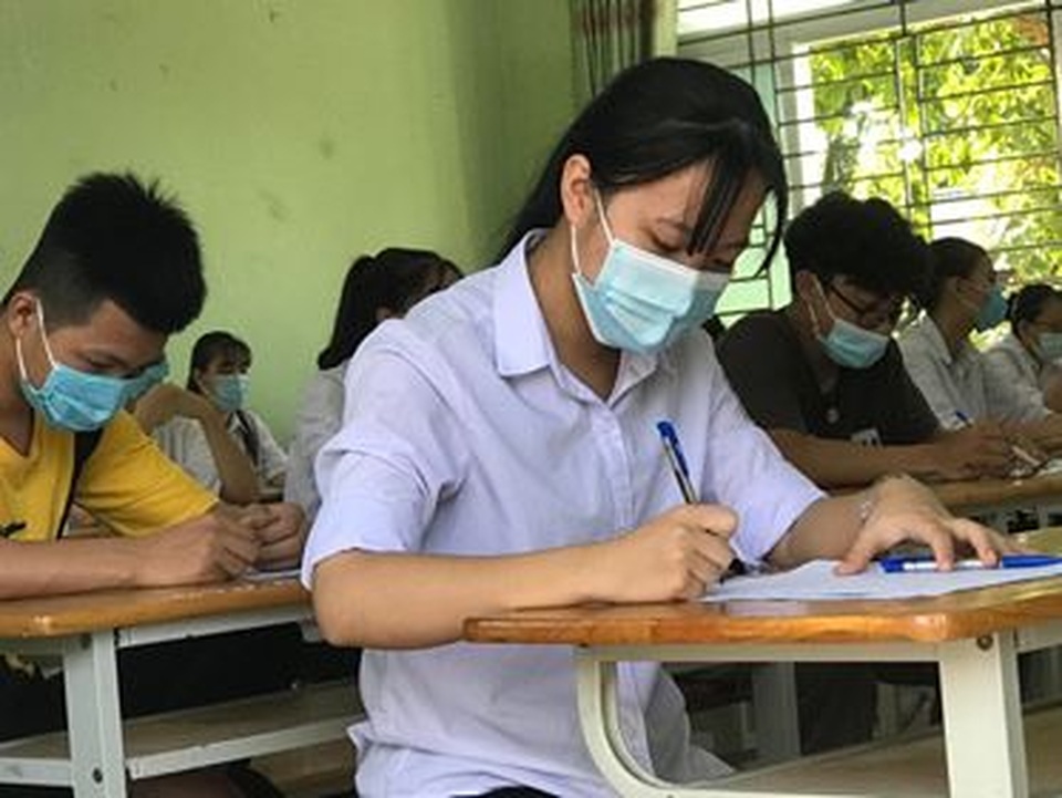 Đề thi Ngữ Văn: Học sinh thuần thục các kĩ năng mới đạt điểm khá, giỏi - 3 Đề thi Ngữ Văn: Học sinh thuần thục các kĩ năng mới đạt điểm khá, giỏi - 3