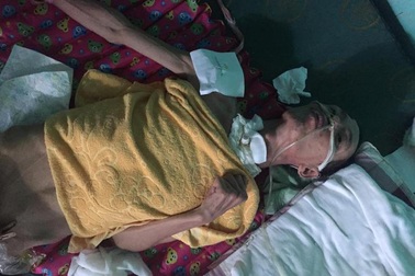 Thanh Hóa: Mẹ 85 tuổi "cầu cứu" đòi đất cho con trai nằm liệt giường