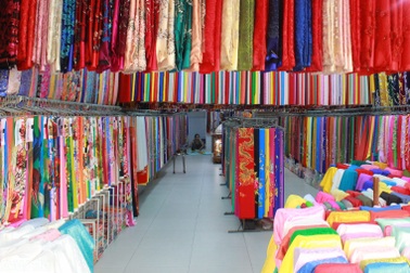 Vựa vải lớn nhất Sài Gòn ế ẩm chưa từng thấy những ngày giáp Tết