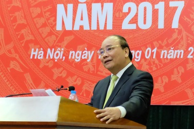 Thủ tướng: Tại sao người giàu lại ra nước ngoài chữa bệnh đông như vậy?