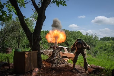 Ukraine phản công đồng thời trên nhiều mặt trận