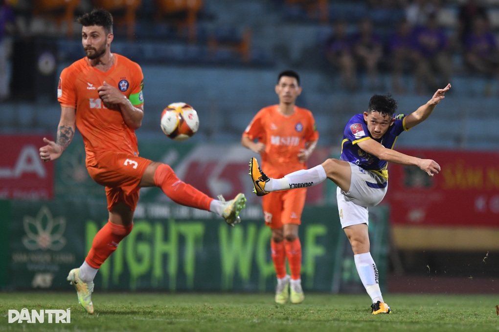 Chia điểm với Đà Nẵng, CLB Hà Nội lỡ thời cơ áp sát ngôi đầu bảng - 4 Chia điểm với Đà Nẵng, CLB Hà Nội lỡ thời cơ áp sát ngôi đầu bảng - 4