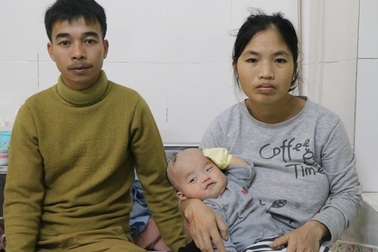 Người cha mồ côi nhận tin sét đánh về bệnh tim của cậu con trai