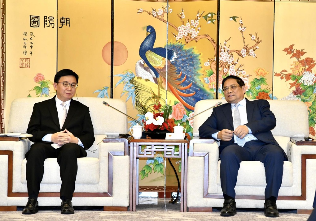 Công ty Trung Quốc muốn cung cấp máy bay cho chặng ra Côn Đảo - 2 Công ty Trung Quốc muốn cung cấp máy bay cho chặng ra Côn Đảo - 2