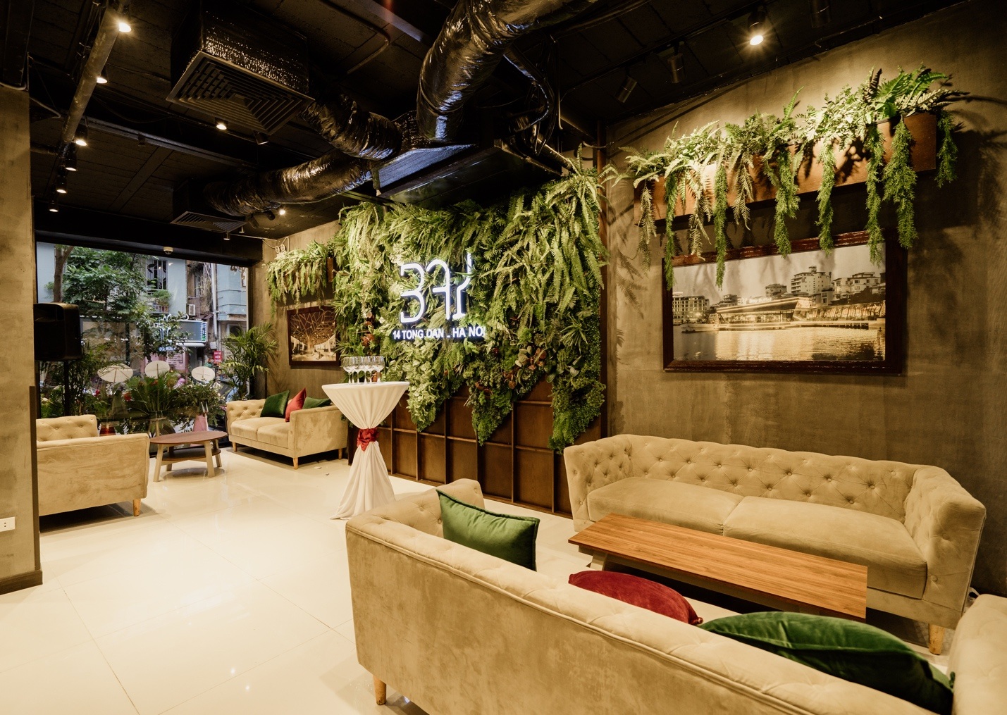 Bay Buffet: “Chúng tôi cạnh tranh bằng chất lượng” - 1 Bay Buffet: “Chúng tôi cạnh tranh bằng chất lượng” - 1