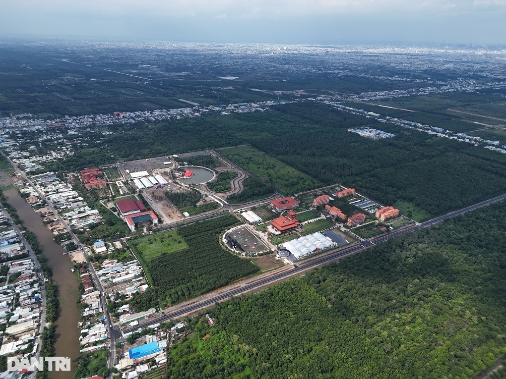 Hàng triệu Phật tử trên thế giới đang hướng về Đại lễ Vesak 2025 ở TPHCM - 3 Hàng triệu Phật tử trên thế giới đang hướng về Đại lễ Vesak 2025 ở TPHCM - 3