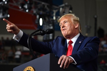 Công cụ giúp ông Trump buộc các công ty Mỹ rời khỏi Trung Quốc