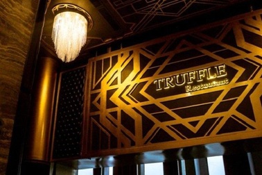Trải nghiệm ẩm thực châu Âu, ngắm toàn cảnh Sài Gòn tại nhà hàng Truffle