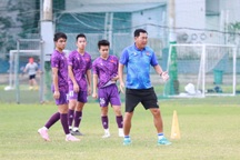 Cầu thủ Việt kiều bất ngờ bị loại khỏi U19 Việt Nam