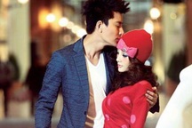 “Búp bê” Lý Tiểu Lộ hạnh phúc bên chồng sắp cưới 