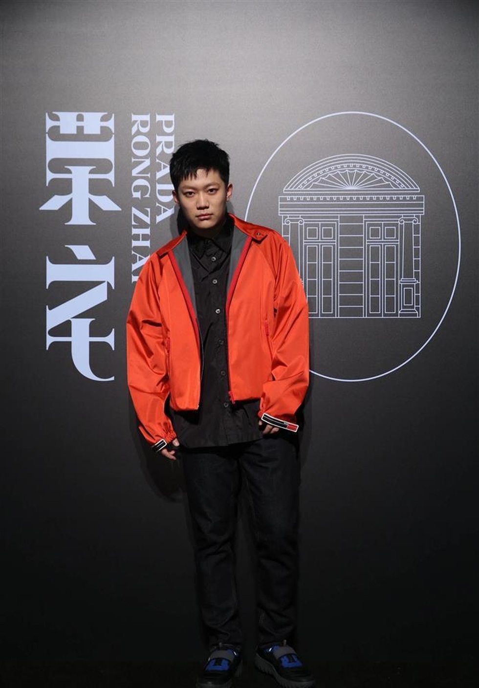 Kim Soo Hyun và dàn đại sứ thương hiệu Prada dính bê bối chấn động châu Á - 13 Kim Soo Hyun và dàn đại sứ thương hiệu Prada dính bê bối chấn động châu Á - 13