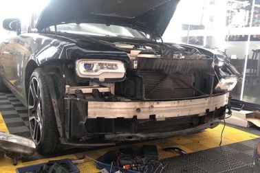 Sắp Tết, dân chơi rút ví cả trăm triệu đồng làm đẹp cho "xế cưng"