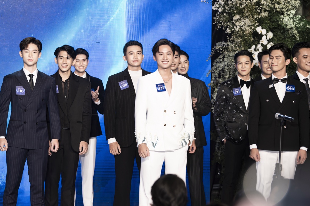 Hoa hậu Ý Nhi nhận sash đi thi quốc tế, lộ diện top 30 Mr World Vietnam - 2 Hoa hậu Ý Nhi nhận sash đi thi quốc tế, lộ diện top 30 Mr World Vietnam - 2