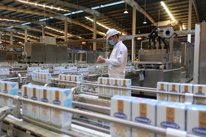 Vinamilk liên tục dẫn đầu ngành hàng sữa nước nhiều năm liền - Ảnh 3. Vinamilk liên tục dẫn đầu ngành hàng sữa nước nhiều năm liền - Ảnh 3.