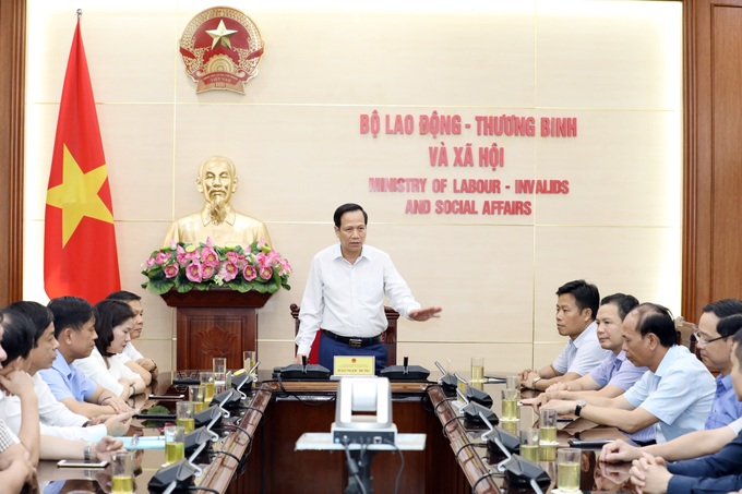 Cổng TTĐT Bộ Lao động- Thương binh và Xã hội Anh-4b---4803.jpg