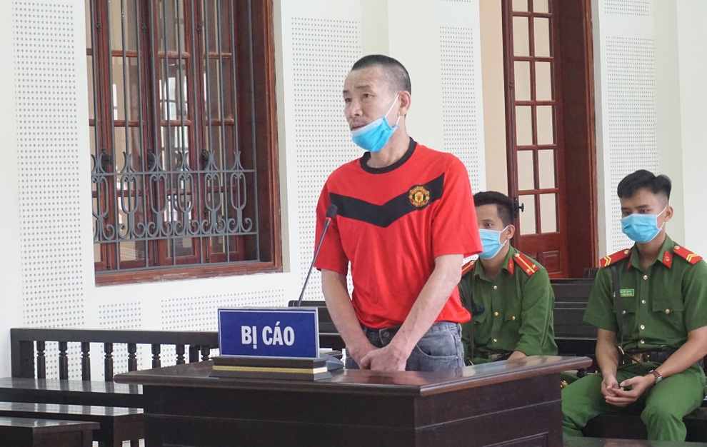 Hạ sát em trai sau chầu nhậu lúc sáng sớm - 1 Hạ sát em trai sau chầu nhậu lúc sáng sớm - 1