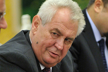 Tổng thống Czech “cấm cửa” Đại sứ Mỹ